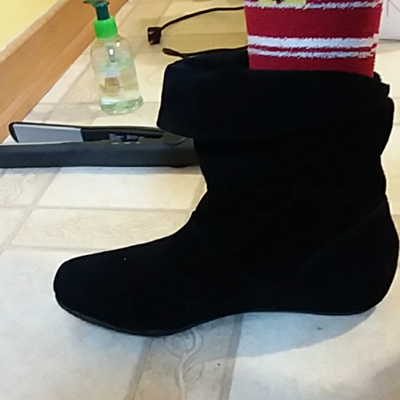 Gianni Bini Shoes - Black suede boots Gianni Bini Shoes - Black suede boots